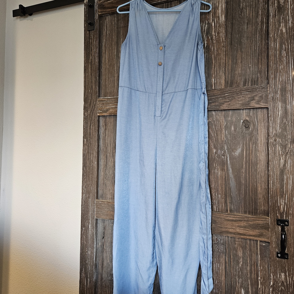 Light Blue Sleeveless Jumpsuit